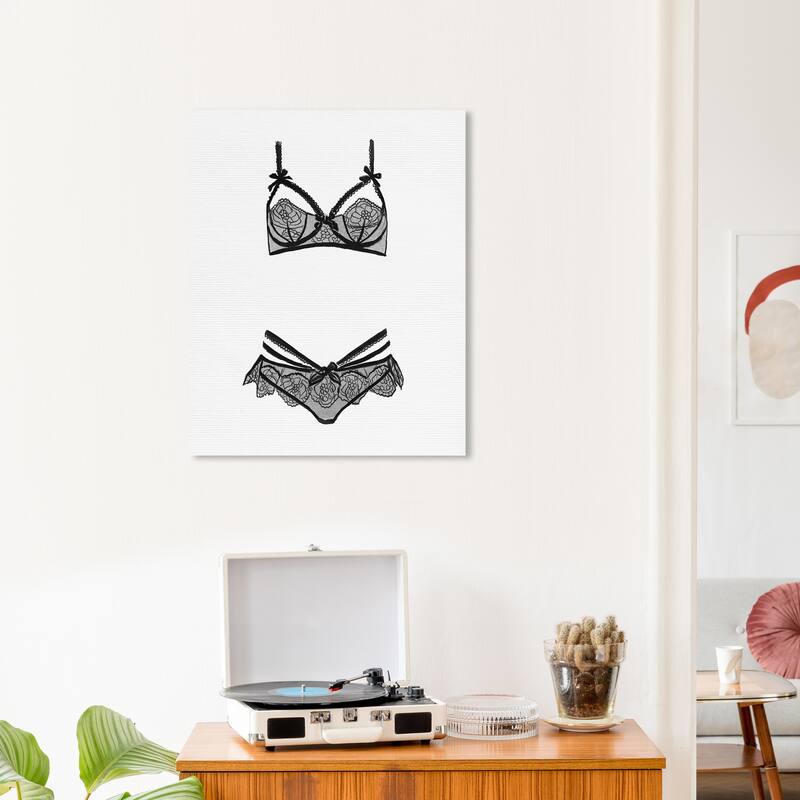 Wynwood Studio Fashion and Glam Provoke Me II Black and Glam Wall Art Canvas Print - 24 x 20