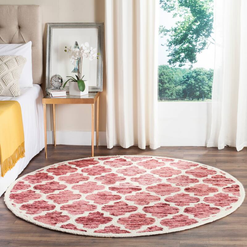 SAFAVIEH Handmade Himalaya Unnie Modern Wool Rug - 6' Round - Red/Ivory