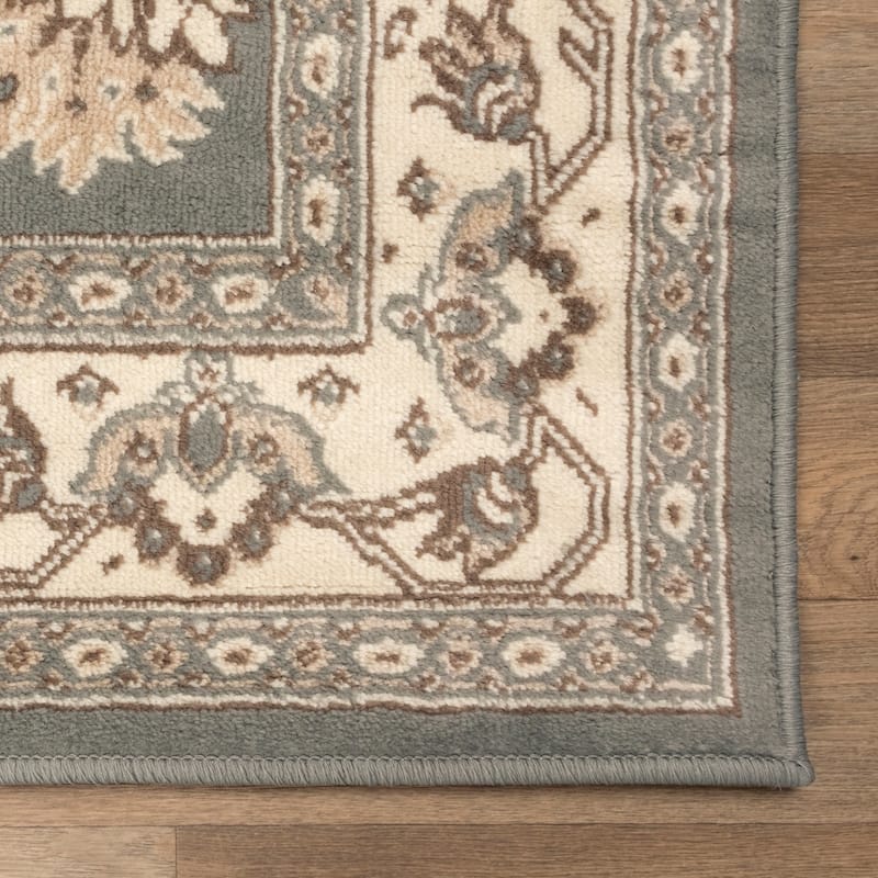 Superior Traditional Floral and Vines Indoor Area Rug