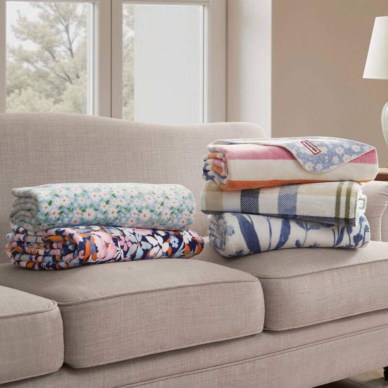 Hunter Reversible Plaid Plush Throw Blankets
