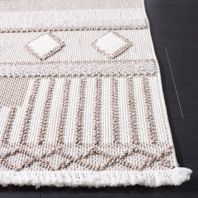 SAFAVIEH Lotus Joellen Rustic Rug