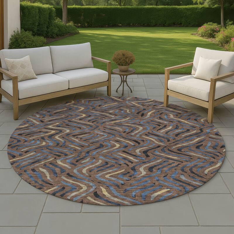 Machine Washable Indoor/ Outdoor Modern Jamie Chantille Rug - Fudge - 8' x 8'