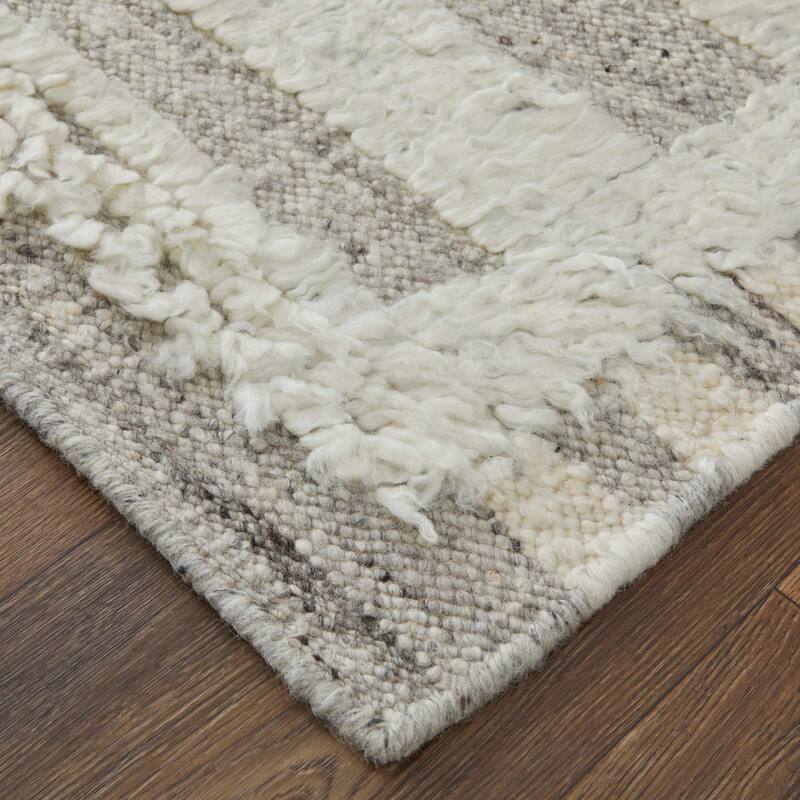Grand Bazaar Saena Hand Woven Geometric Transitional Area Rug