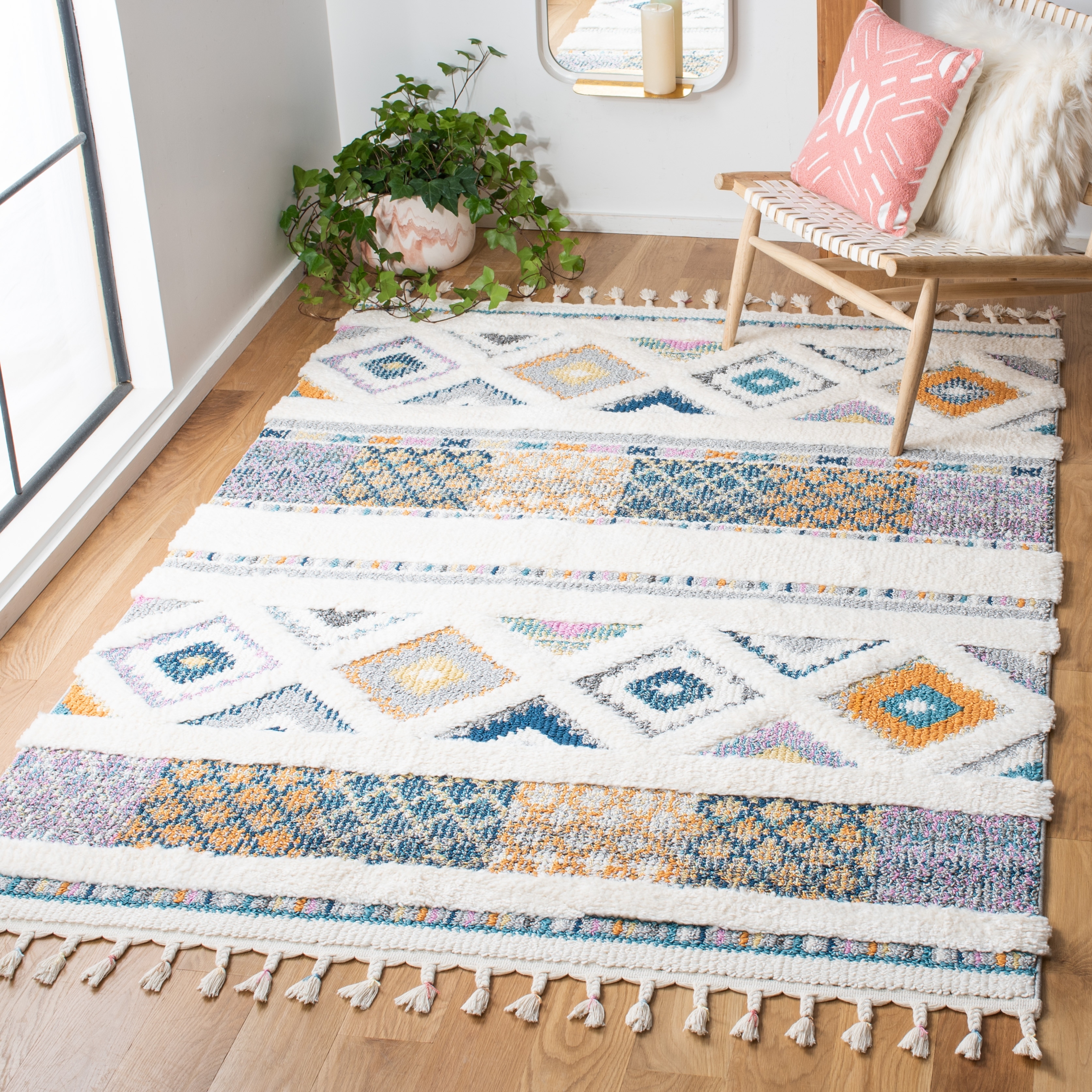 SAFAVIEH Moroccan Fringe Shag Mozell Rug