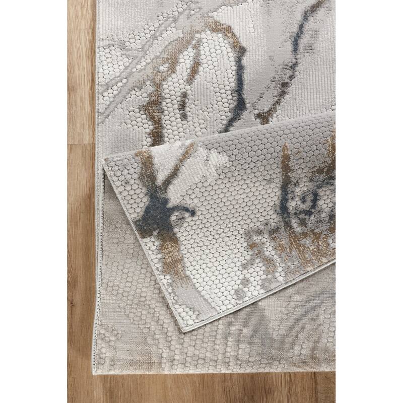 Gray 5 ft. 3 in. x 7 ft. 3 in. Luxury Area Rug, 0.43 Pile Height – Sophisticated Warmth for Any Room - 6' x 7'