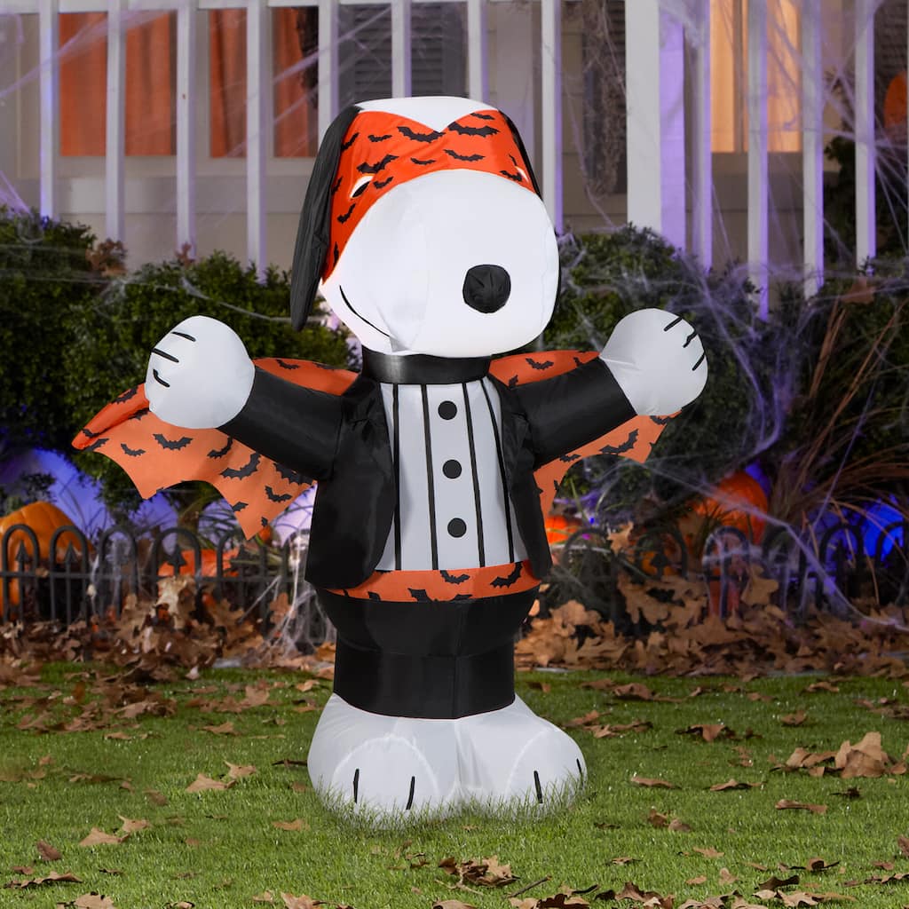 Airblown-Snoopy w/Orange Vampire Print-Peanuts