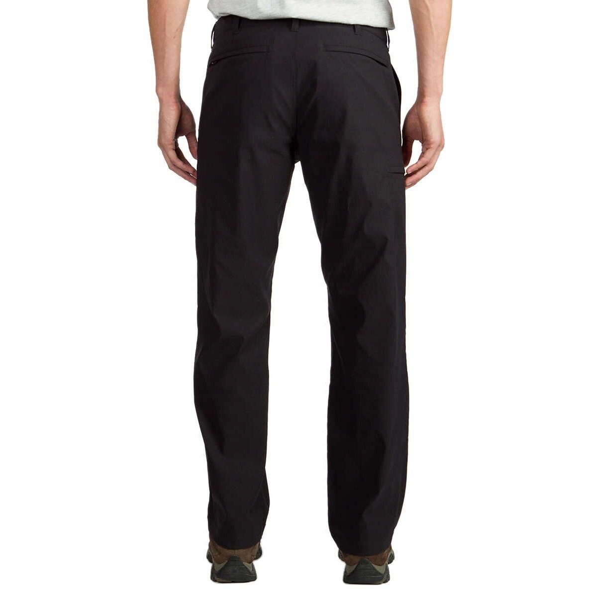 ub tech classic fit pants