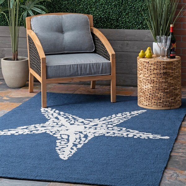 nuLOOM Handmade Indoor/ Outdoor Contemporary Coastal Starfish Area Rug. Opens flyout.