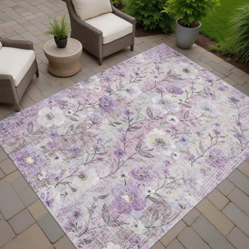 Machine Washable Indoor/ Outdoor Floral Joy Chantille Rug