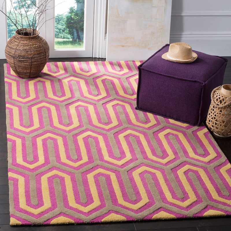 SAFAVIEH, Handmade Cambridge Faiza Modern Moroccan Wool Rug - 5' x 8' - Fuchsia/Grey