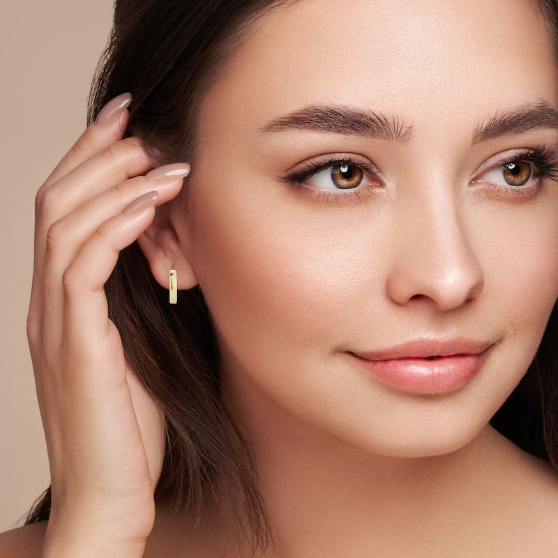 Soleil 14K Gold Oval Huggie Hoop Earrings