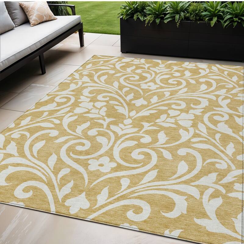 HomeRoots Floral Transitional Rectangle Outdoor Rug - 5' X 8'