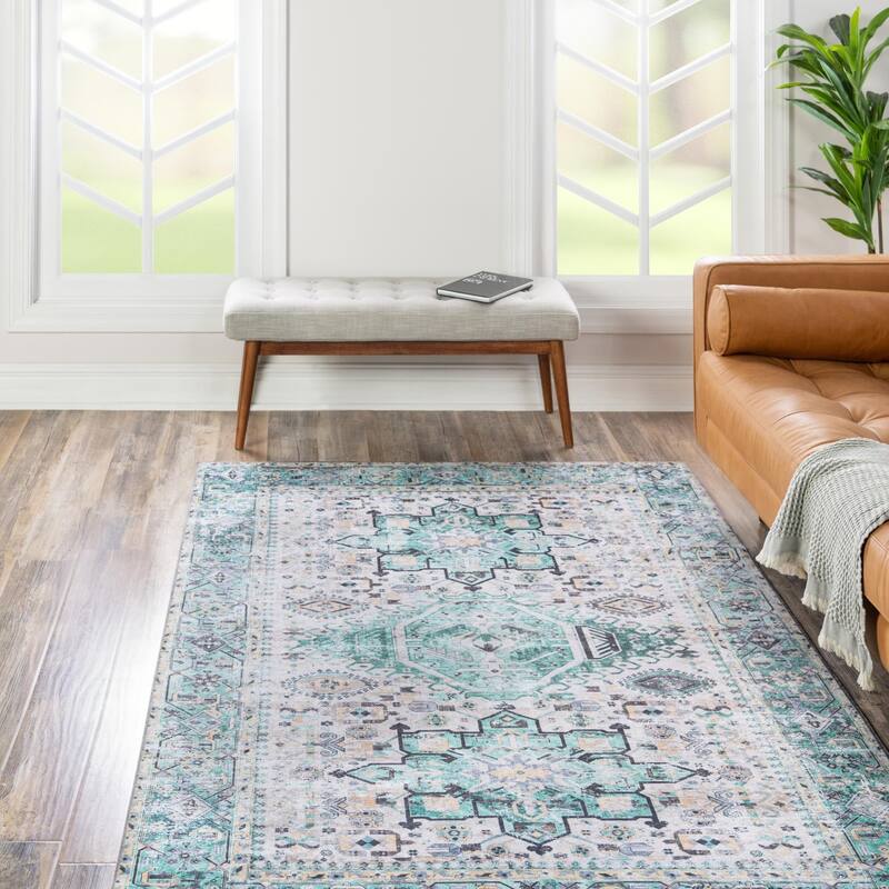 Traditional Tira Collection Area Rug - 6'x9' - Aqua-Green