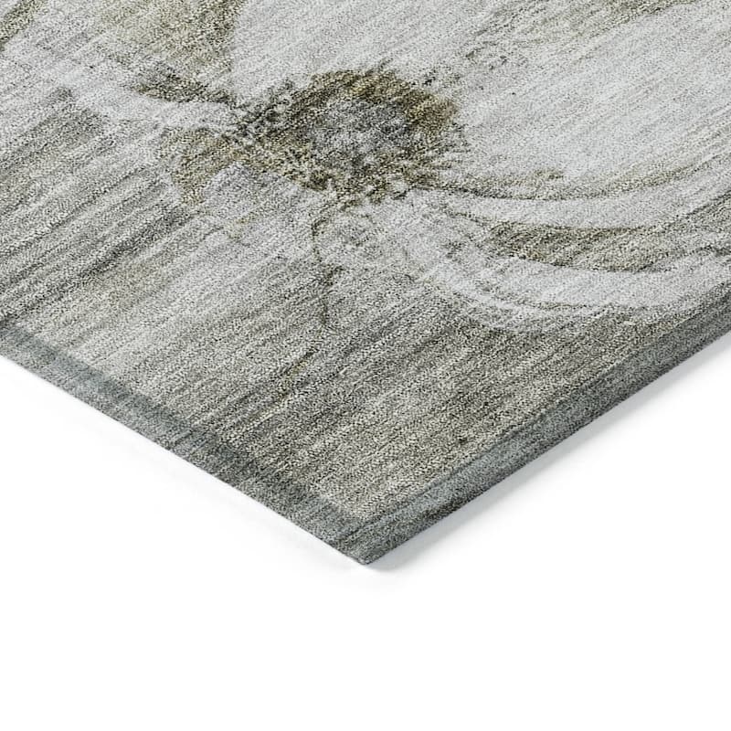HomeRoots Floral Transitional Rectangle Outdoor Rug