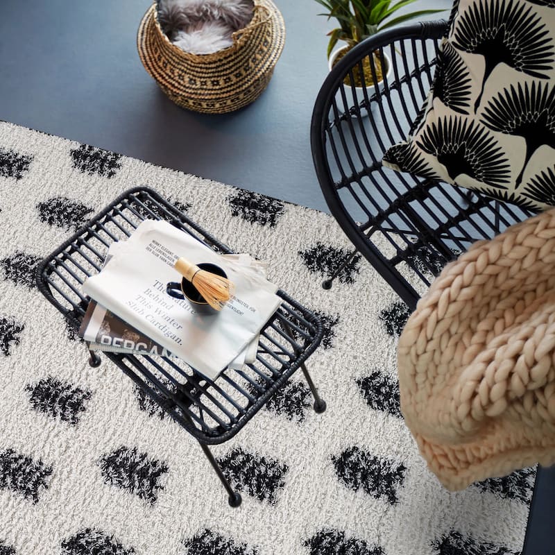 Scandinavian Arrow Shag Rug - Modern Look - Anthracite Dark Gray - Easy Maintenance