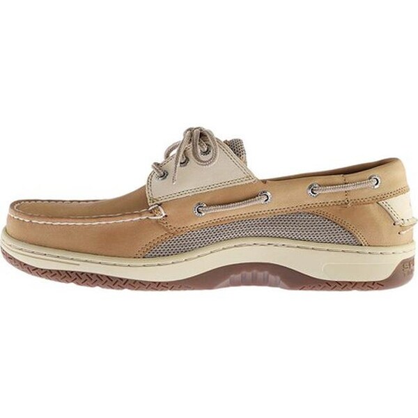 sperry three eye boat shoe