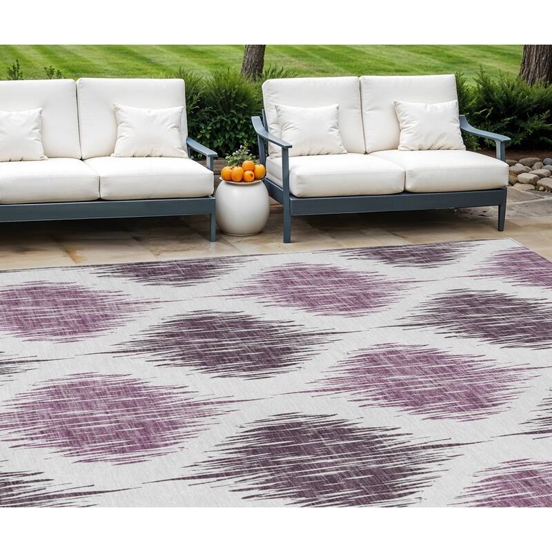 HomeRoots Ikat Transitional Rectangle Outdoor Rug - 10' X 14'