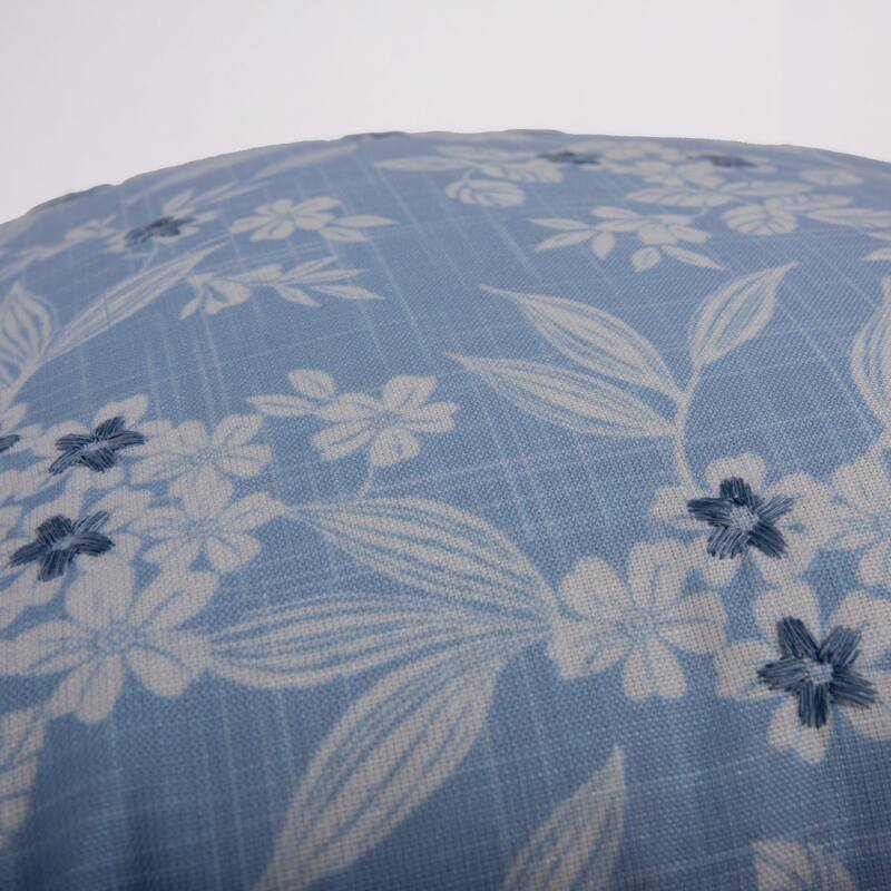 Rizzy Collection Blue/Ivory Floral Modern Throw Pillow