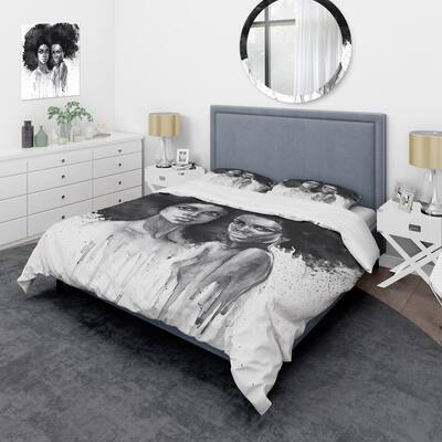 Designart 'Portrait of African American Woman XI' Modern Duvet Cover Set