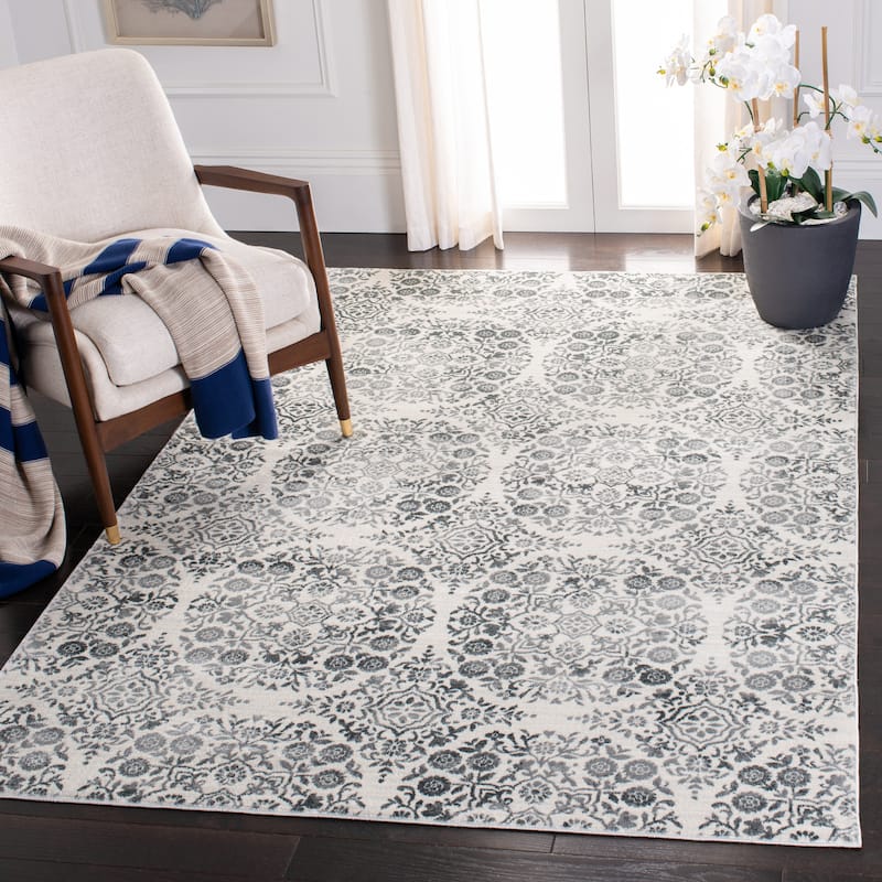 SAFAVIEH Isabella Eriona Traditional Rug - 5'3" x 7'7" - Charcoal/Ivory - Rectangle