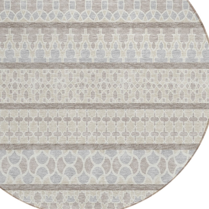 HomeRoots Quatrefoil Transitional Rectangle Outdoor Rug