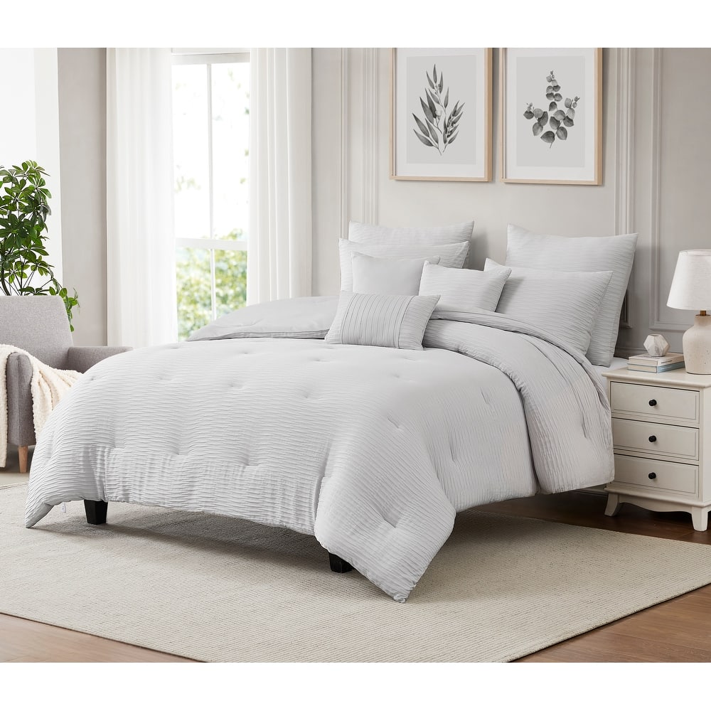 Bryce Pinch Pleat 8-Piece Comforter Set