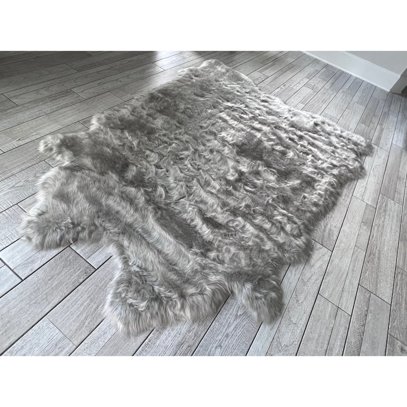 Ovella Home Premium Faux Buffalo Skin Shag Rug