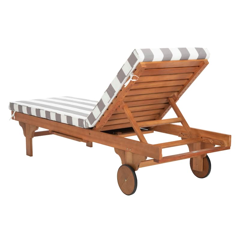 SAFAVIEH Outdoor Aubrie Adjustable Chaise Lounge Chair with Wheel.