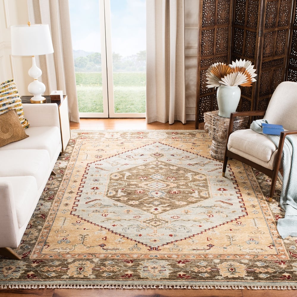SAFAVIEH Hand-Knotted Samarkand Denel Traditional Wool Rug
