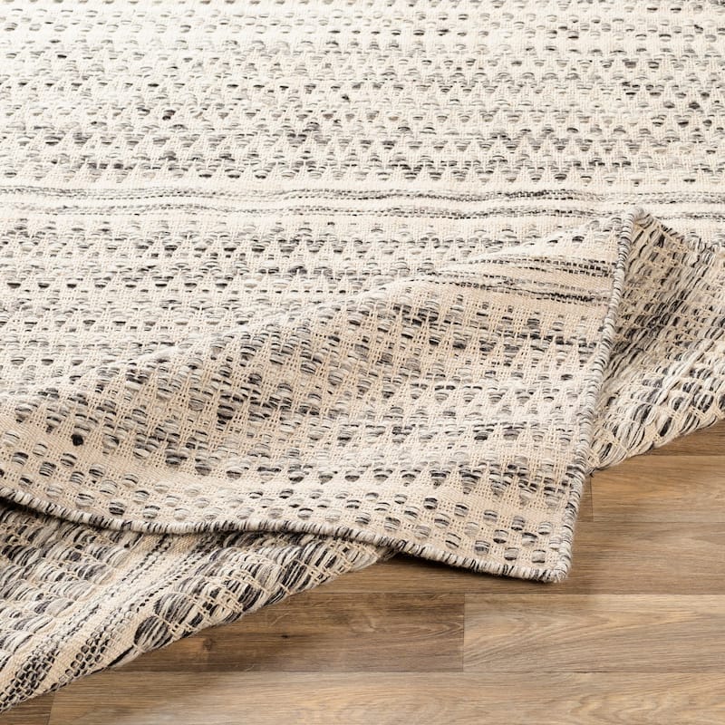 Livabliss Pietre Handmade Farmhouse Wool Area Rug