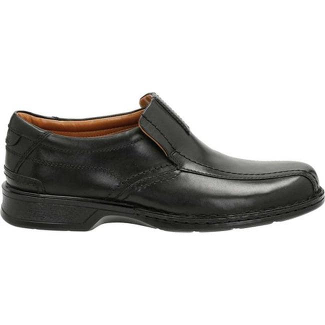 clarks men's escalade