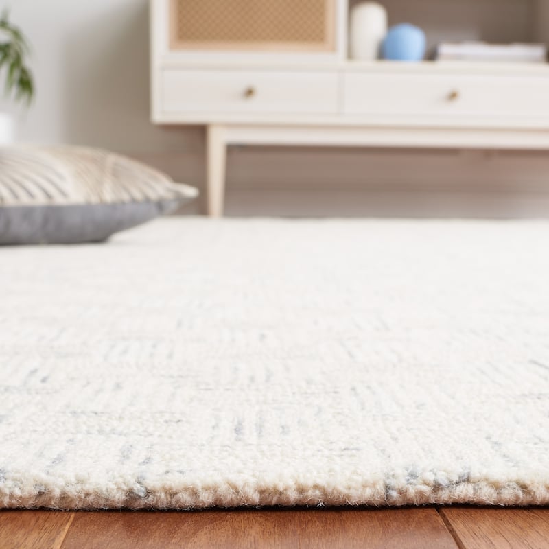 SAFAVIEH Handmade Micro-Loop Courteney Transitional Wool Rug