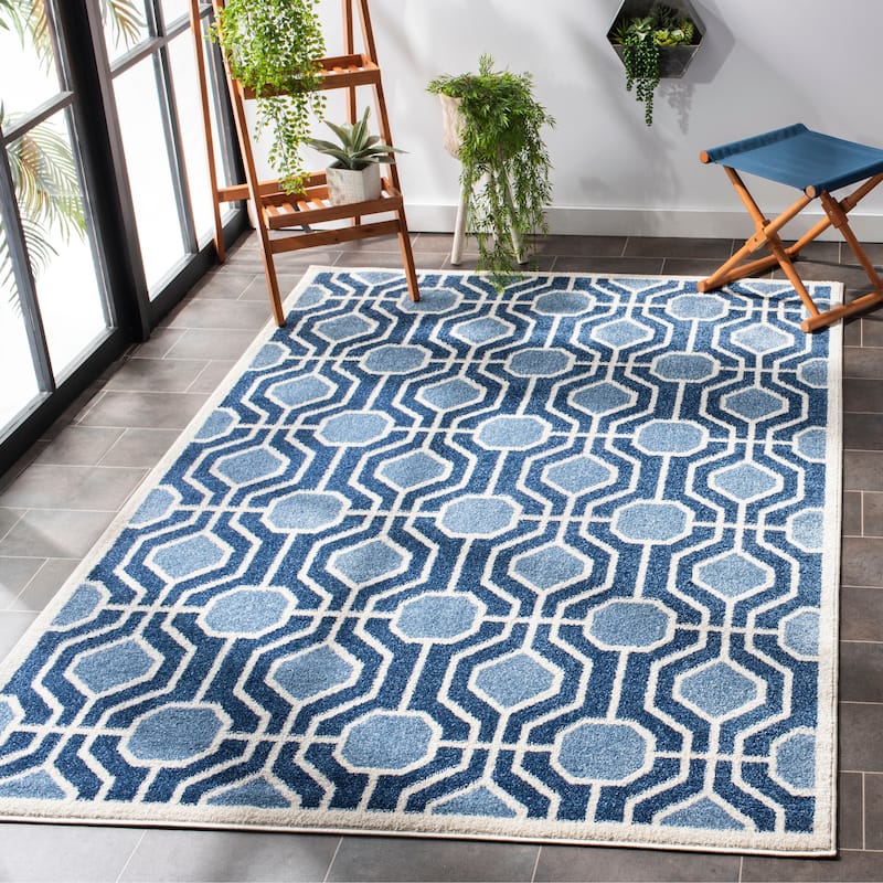 SAFAVIEH, Amherst Mounah Modern Rug