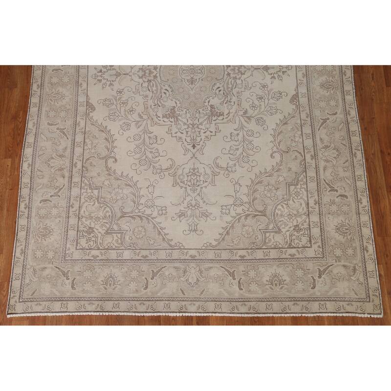 Hand Knotted Oriental 100% Wool Carpet Traditional Medallion Beige & Ivories Tabriz Area Rug - 9' 4'' X 6' 3''