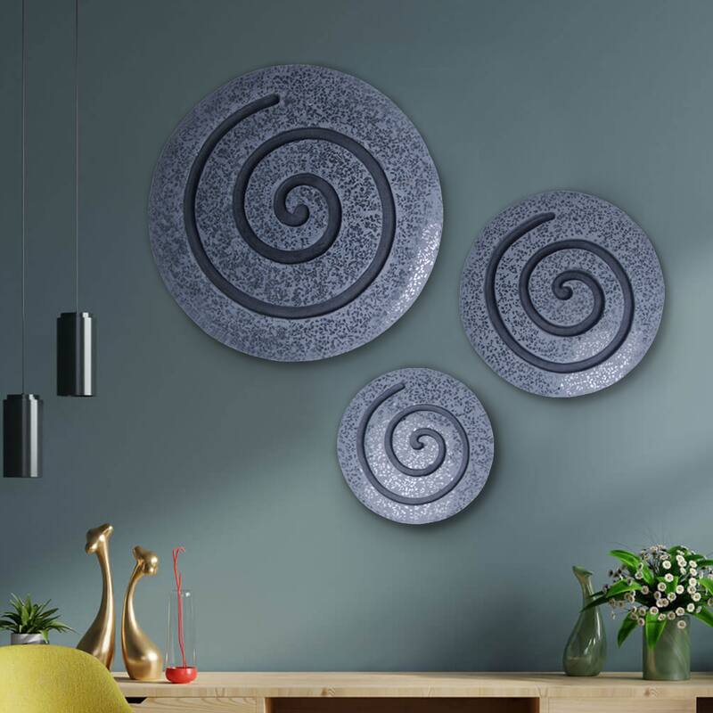 Round Sandstone and Glass Wall Decor with Spiral Design Set of 2, Small, Gray