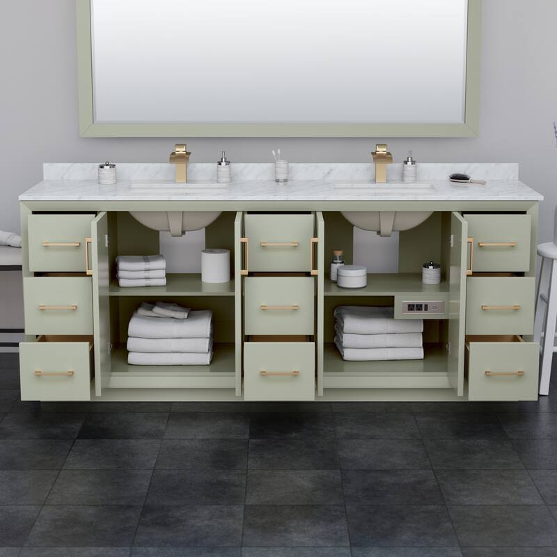 Wyndham Collection WCF414184D-QTZ-US3M70 Strada 84" Free Standing