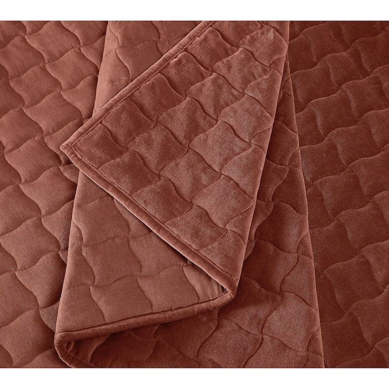 Brooklyn Loom Matte Cotton Velvet Wavy Square Quilt Set