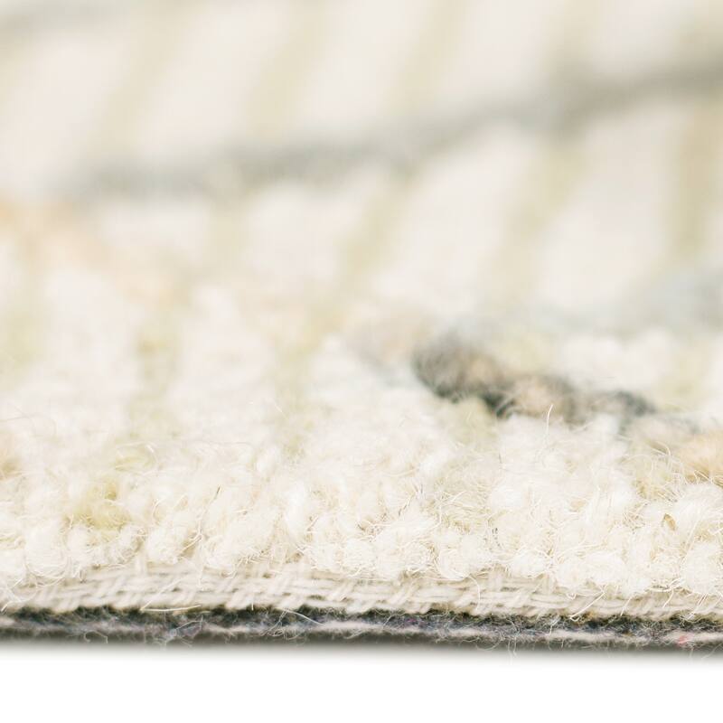 Bakari Drayton Ivory Hand-Hooked Wool Area Rug