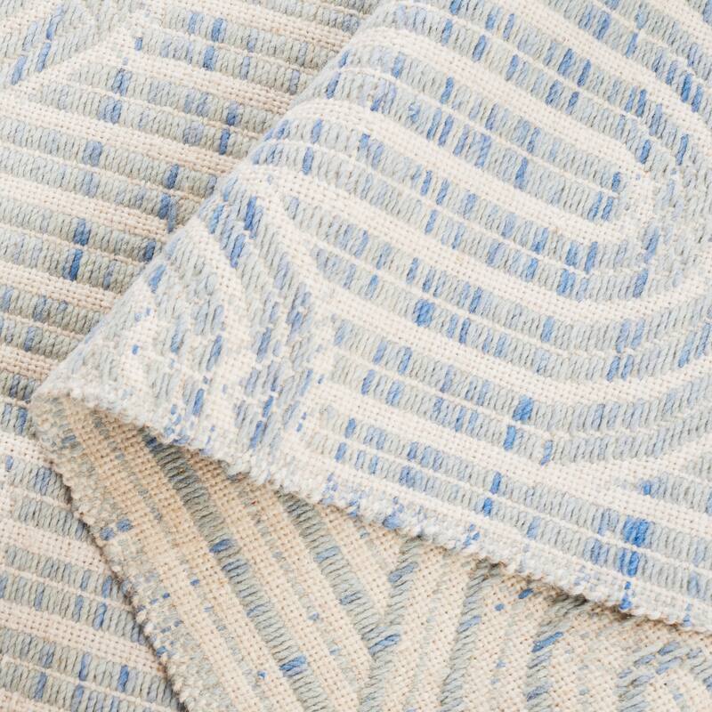 SAFAVIEH Handmade Kilim Irina Geometric Tassel Wool Rug