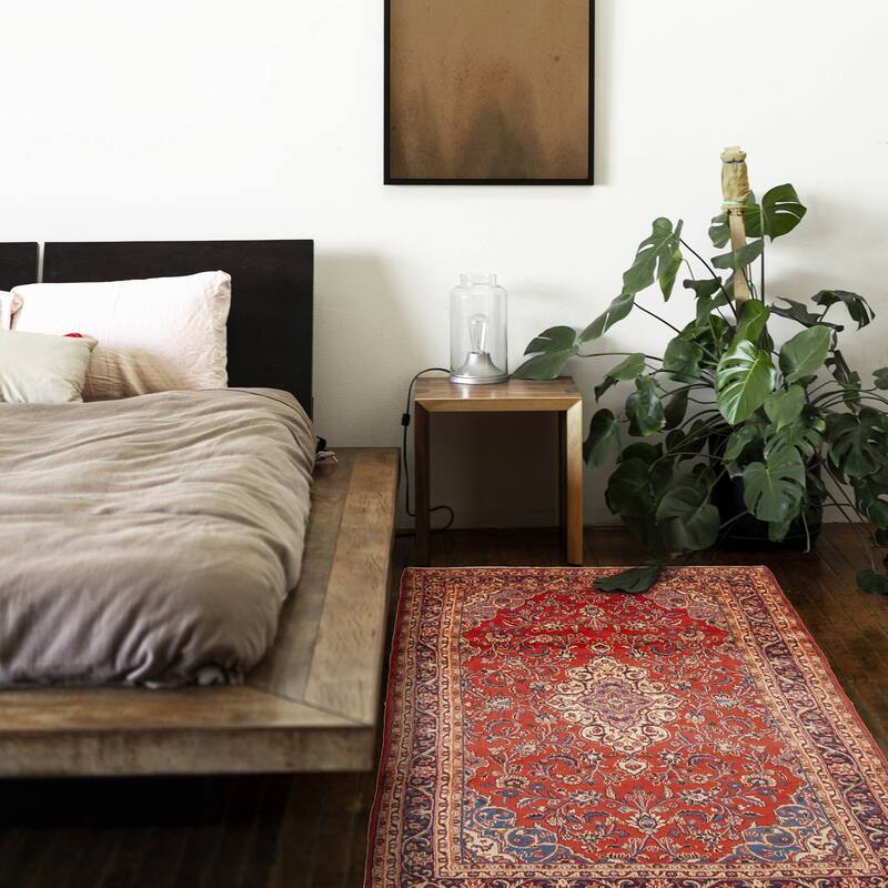 ECARPETGALLERY Hand-knotted Kayseri Red Wool Rug - 4'2 x 7'10