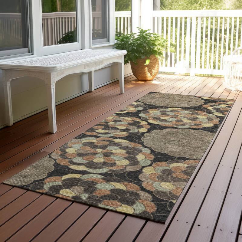 Machine Washable Indoor/ Outdoor Mosaic Cluster Chantille Rug - Brown - 2'3" x 7'6"