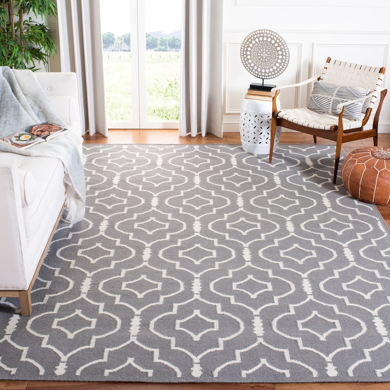 SAFAVIEH Handmade Flatweave Dhurries Lamprini Modern Moroccan Wool Rug - 8' x 10' - Grey/Ivory