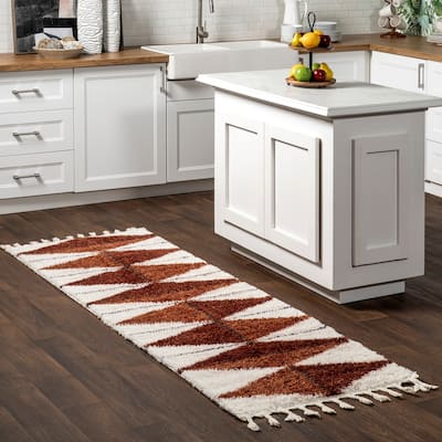 Nuloom Micah Diamond Shag Tassel Area Rug