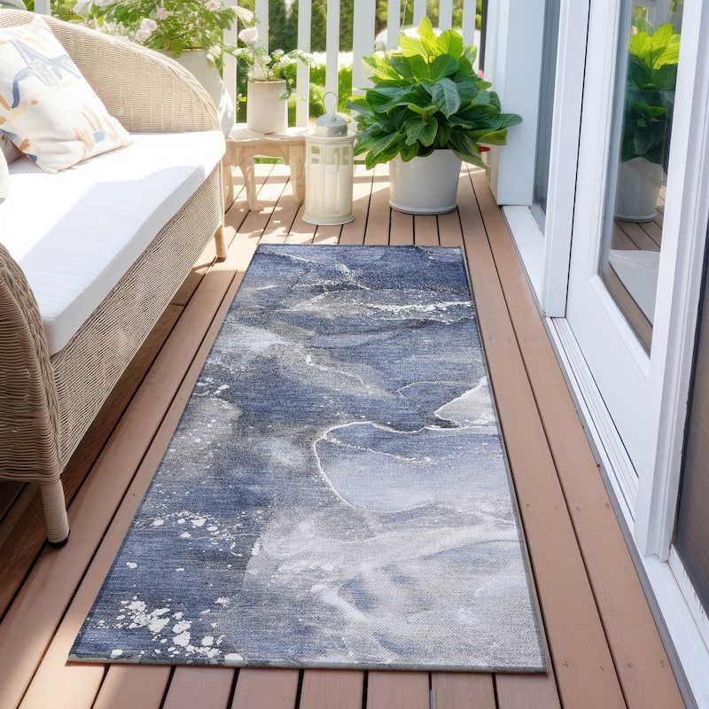 Machine Washable Indoor/ Outdoor Abstract Chantille Rug - Navy - 2'3" x 7'6"