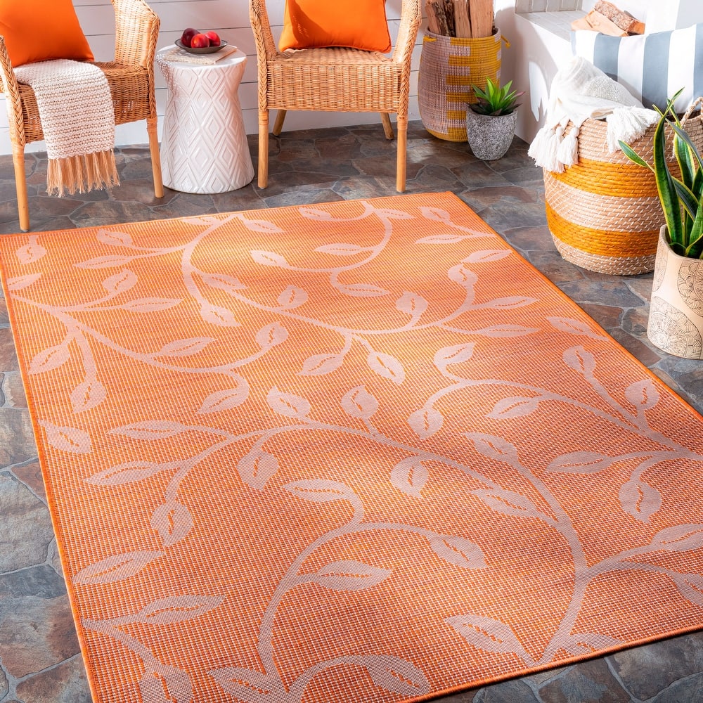 Livabliss Pasadena Traditional Indoor/Outdoor Area Rug