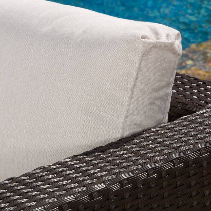 Santa Rosa Outdoor 5-piece Wicker Seating Sectional Set with Cushions by Christopher Knight Home