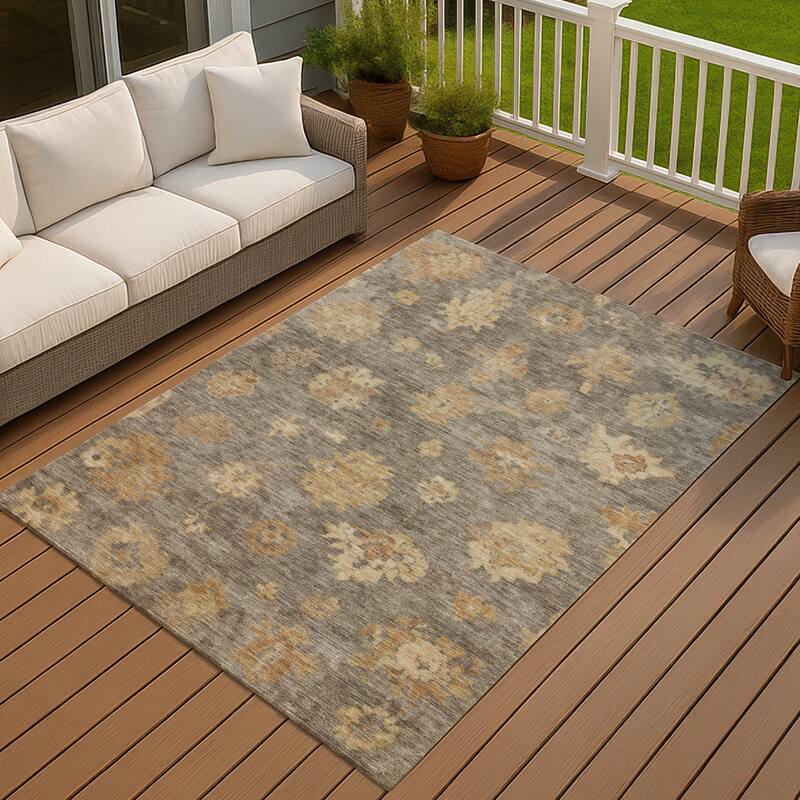 Machine Washable Indoor/ Outdoor Casual Traditional Chantille Rug - Taupe - 8' x 10'