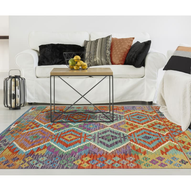 Flatweave Tawil Red/Lt. Green Rug - 4'10" x 6'2"