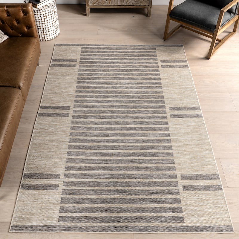 Nuloom Treasure Geometric Indoor/Outdoor Area Rug - 10' x 14' - Light Grey
