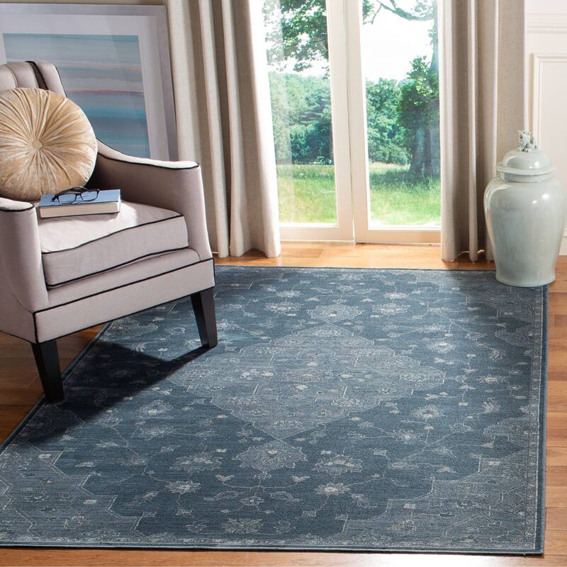 SAFAVIEH Vintage Ilsefriede Oriental Viscose Rug
